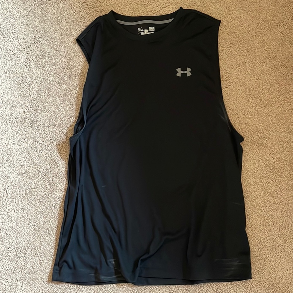 Mens Under Armour tank